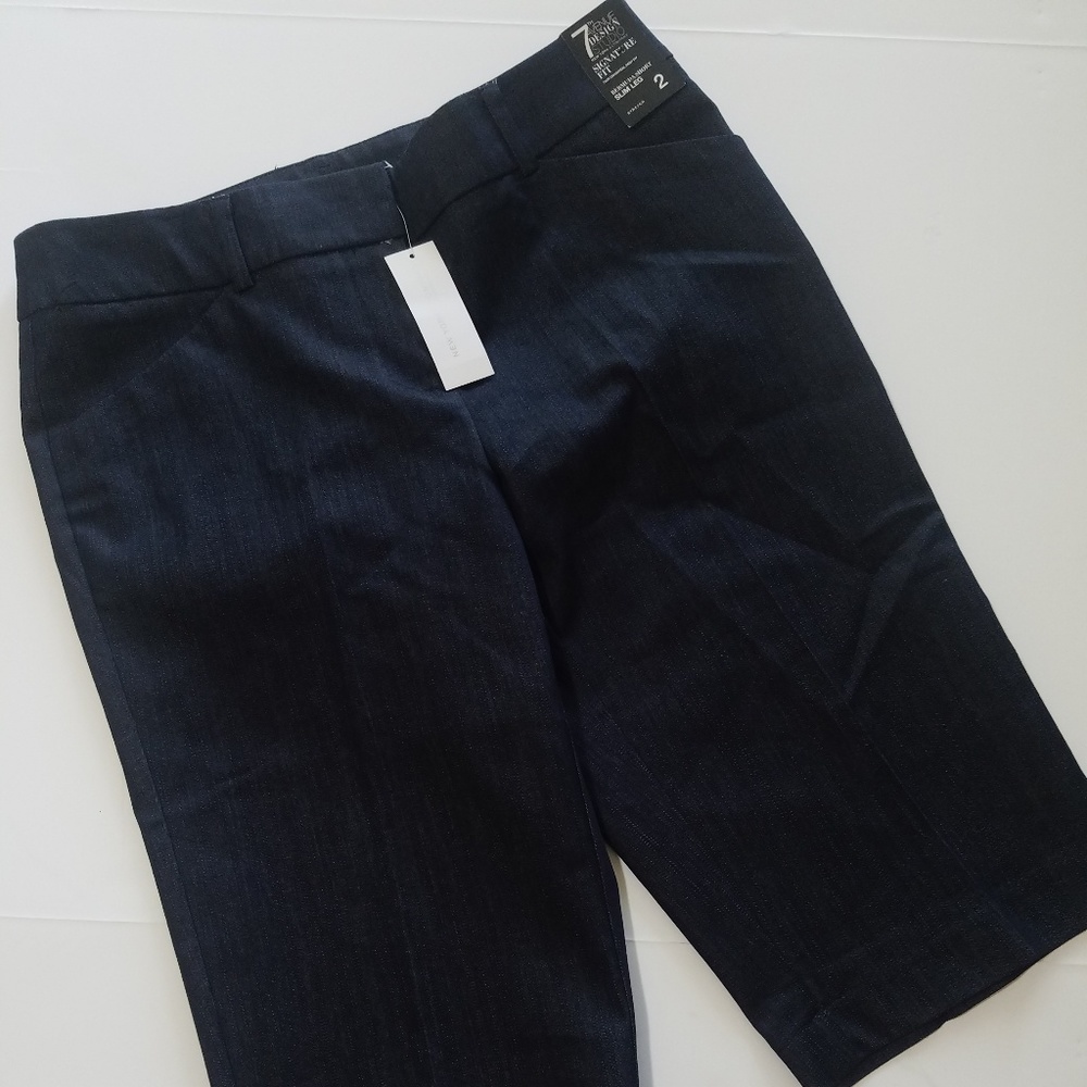 NY&C Bermuda Shorts Slim Leg sz 2